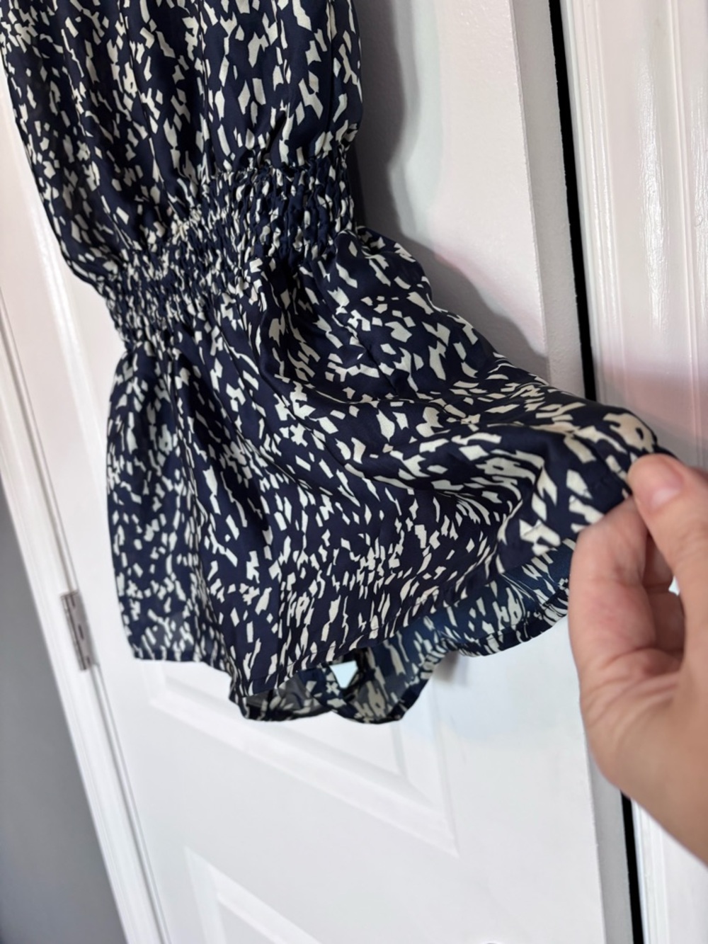 Timing Navy and White Printed Sleeveless Romper Size Small - Picture 5 of 11